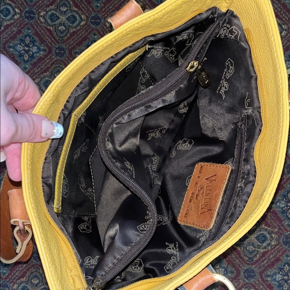 VALENTINA MADE IN ITALY GENTLY LOVED Yellow Leather Tan Tote Shoulder Bag ✨💛 - Picture 8 of 12
